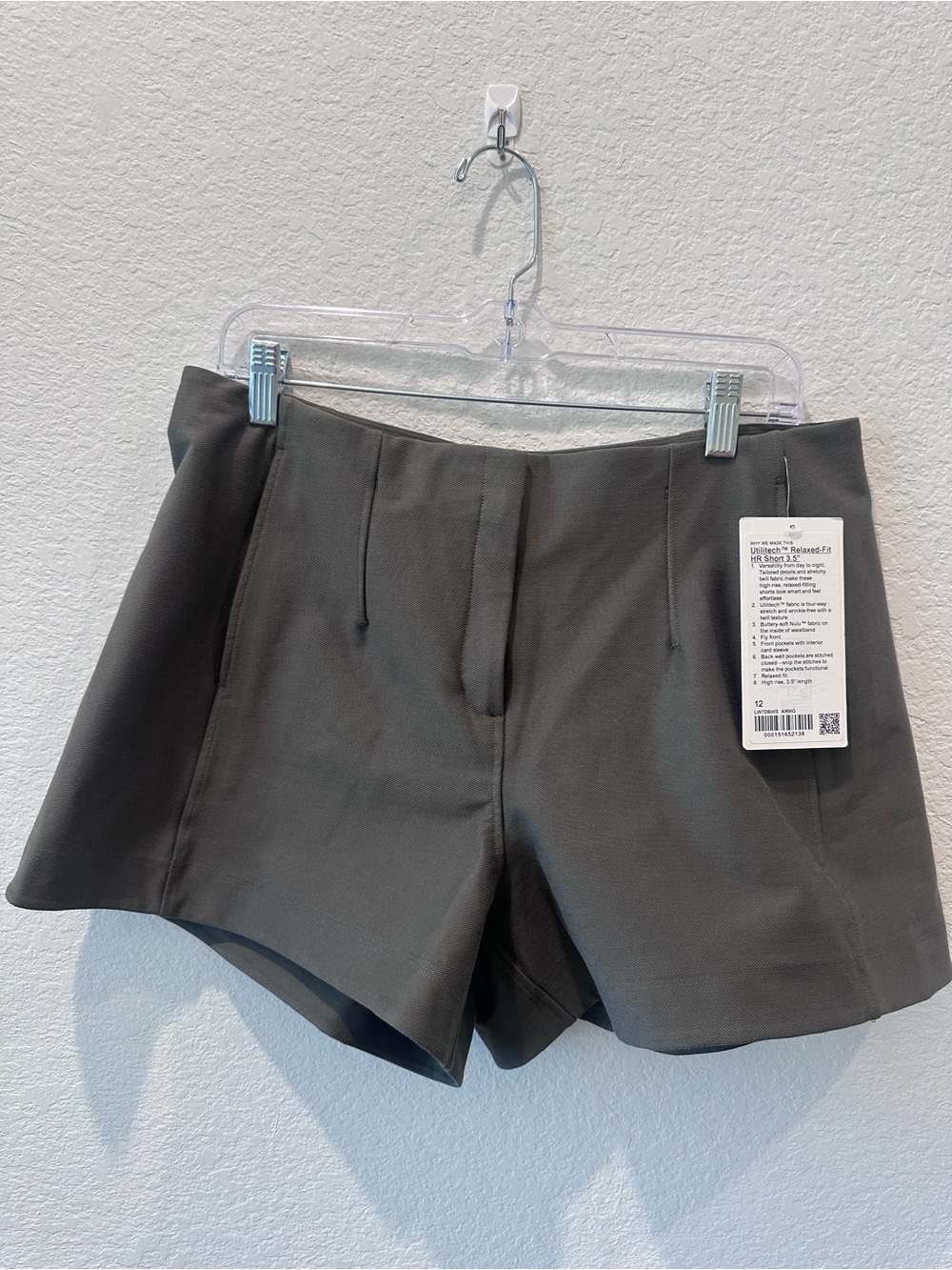 Lululemon Utilitech Relaxed-Fit HR Short 3.5 Army Green LW7DBWS Size 12